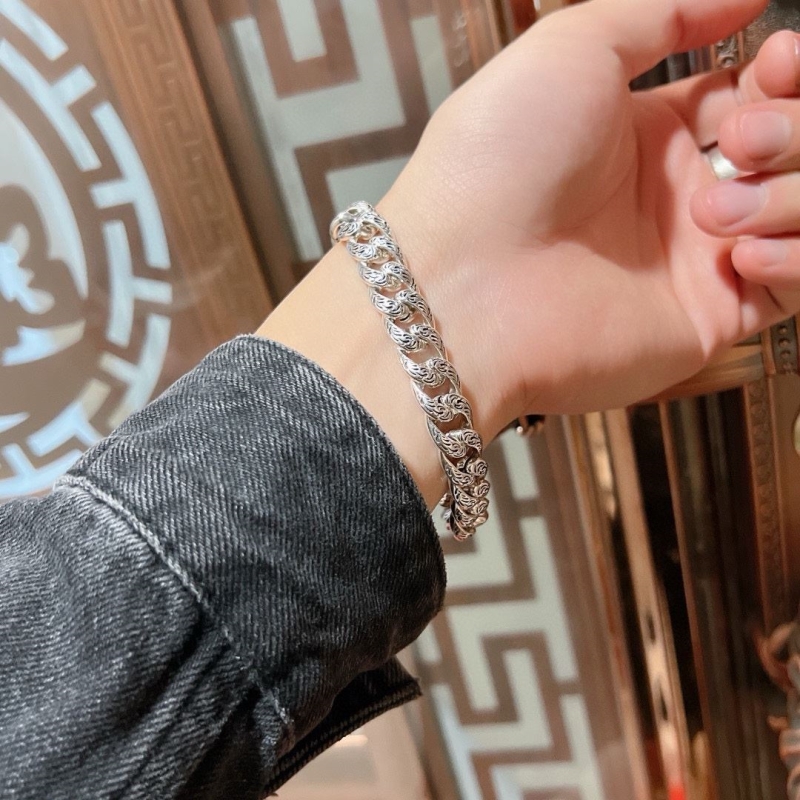 Gvc*1 bracelets